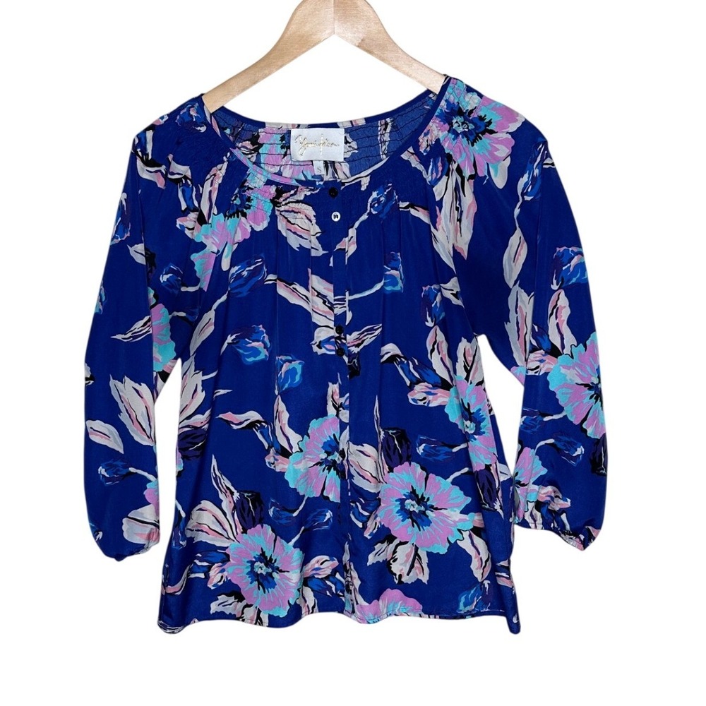 Yumi Kim Floral Print 3/4 Sleeve Button Down Blouse size Small Blue/White/Pink